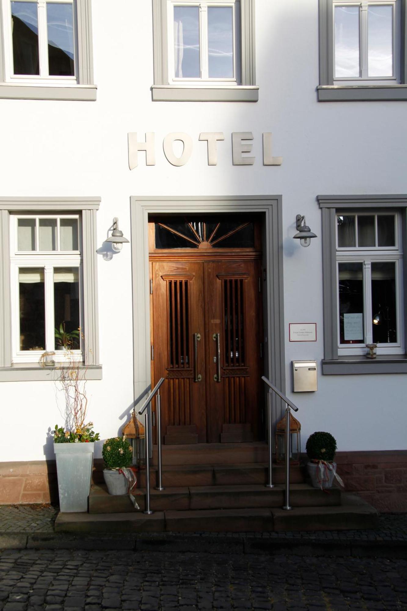 Zur Ewigen Lampe Romantisches Landhotel & Restaurant نيدغن المظهر الخارجي الصورة