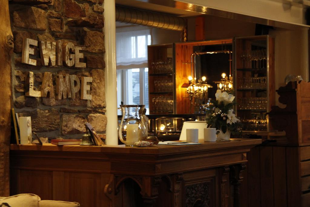Zur Ewigen Lampe Romantisches Landhotel & Restaurant نيدغن المظهر الخارجي الصورة